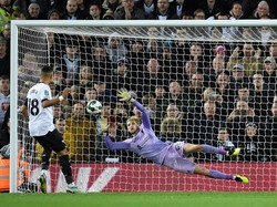 Caoimhin Kelleher Raja Penalti Liverpool