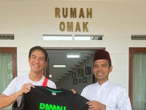 Saat UAS Jamu Daniel Mananta dengan Durian hingga Pengajian di Pekanbaru Saat UAS Jamu Daniel Mananta dengan Durian hingga Pengajian di Pekanbaru