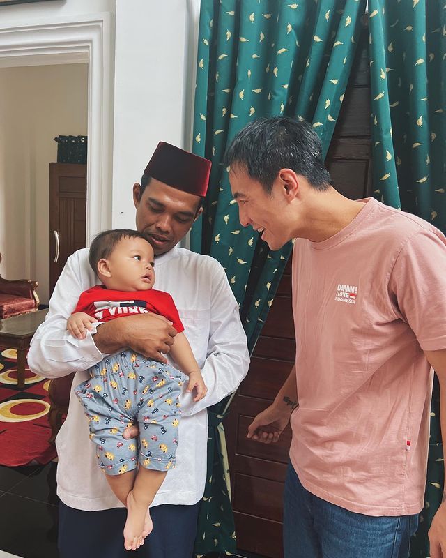 Daniel Mananta dan Ustaz Abdul Somad Daniel Mananta dan Ustaz Abdul Somad