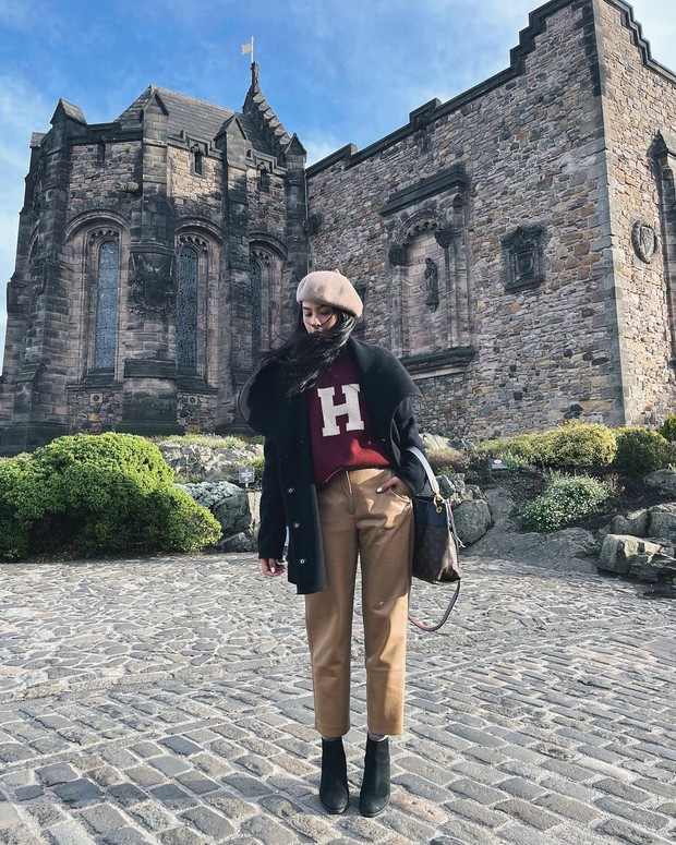 Outfit musim gugur Maudy Ayunda/