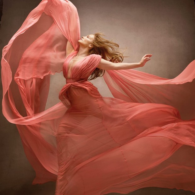 Foto: instagram.com/voguemagazine/Annie Leibovitz J.Lo pada pemotretan Vogue edisi Desember 2022/
