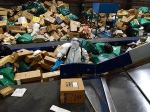 Intip Kesibukan Layanan Logistik di China Jelang Pesta 11.11 Intip Kesibukan Layanan Logistik di China Jelang Pesta 11.11