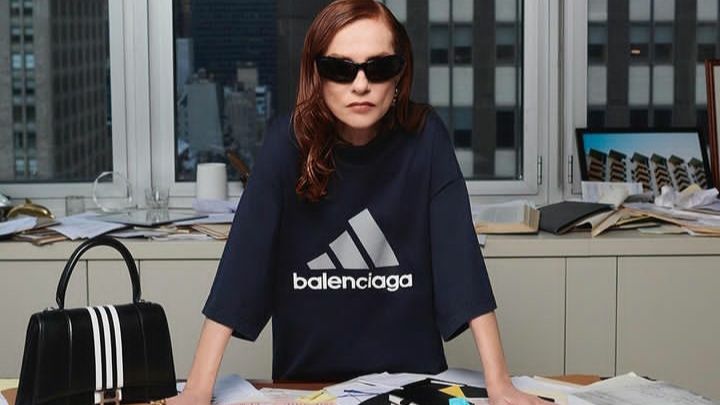 Isabelle Huppert/Foto: Instagram @balenciaga