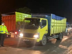 Jalinsum Jambi Kembali Macet gegara Aktivitas Truk Batu Bara