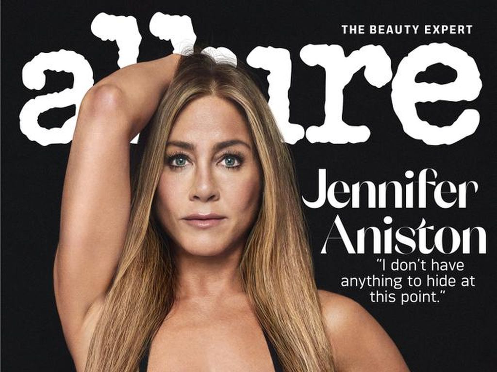Seksi Pakai Nipplekini, Jennifer Aniston Ungkap Perjuangan Bisa Hamil