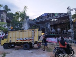 Konser Denny Caknan di Gresik Batal, Panitia Ngaku Rugi Rp 800 Juta