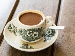 Yuen Yeung, Kopi Campur Teh Susu ala Hong Kong yang Enak Buat Sarapan