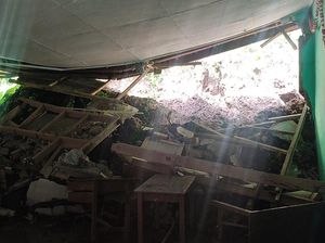 Longsor Terjang Tasikmalaya, 3 Warga Sempat Tertimbun