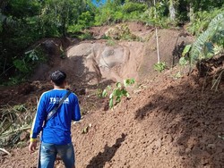 Akses Perbatasan Pangandaran-Tasikmalaya Tertutup Longsor!