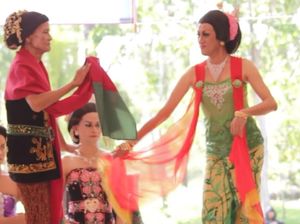 Cerita Soal Dariah, Penari Lengger Lanang Legendaris Asal Banyumas Cerita Soal Dariah, Penari Lengger Lanang Legendaris Asal Banyumas