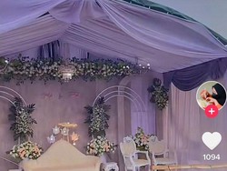 Ini Cerita di Balik Pengantin Viral Gelar Pernikahan di Atas Genteng Rumah