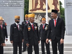 Bupati Sidoarjo Bacakan Amanat Mensos di Peringatan Hari Pahlawan