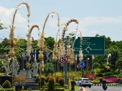 Mengenal Penjor, Ornamen yang Hiasi Bali Jelang KTT G20