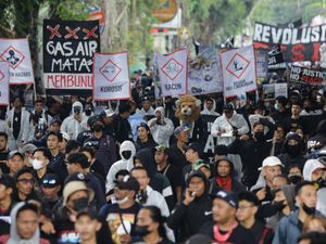 Besok Aremania Akan Kuasai Jalanan di Malang Usut Tragedi Kanjuruhan Besok Aremania Akan Kuasai Jalanan di Malang Usut Tragedi Kanjuruhan