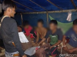 Polisi Tangkap 12 Penambang Emas Ilegal di Aceh