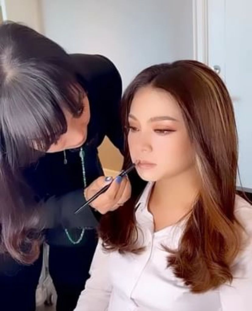 Puput Nastiti Istri Ahok