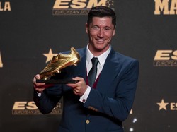 Lewandowski: Tenang, Tunggu Barcelona Musim Depan