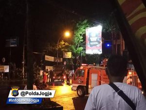 Mobil Vs Motor di Jalan Magelang Sleman, Korban Dilarikan ke RS