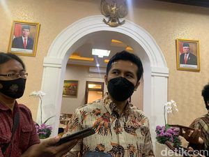 Jawab Sindiran Hasto, Wagub Emil: Saya Sejalan dengan Bu Khofifah