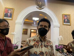 Jawab Sindiran Hasto, Wagub Emil: Saya Sejalan dengan Bu Khofifah