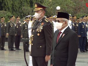 Maruf Amin Pimpin Upacara Hari Pahlawan di TMP Kalibata Maruf Amin Pimpin Upacara Hari Pahlawan di TMP Kalibata