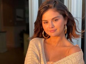 6 Potret Body Goal Selena Gomez, Ternyata Ini Resepnya