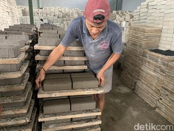 Cerita Rahmad Ikut Padat Karya, Lewat Paving Kini Penghasilannya Rp 6 Juta/Bulan