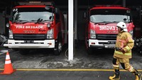4 Kendaraan Prioritas Muncul Bersamaan, Mana yang Didahulukan?
