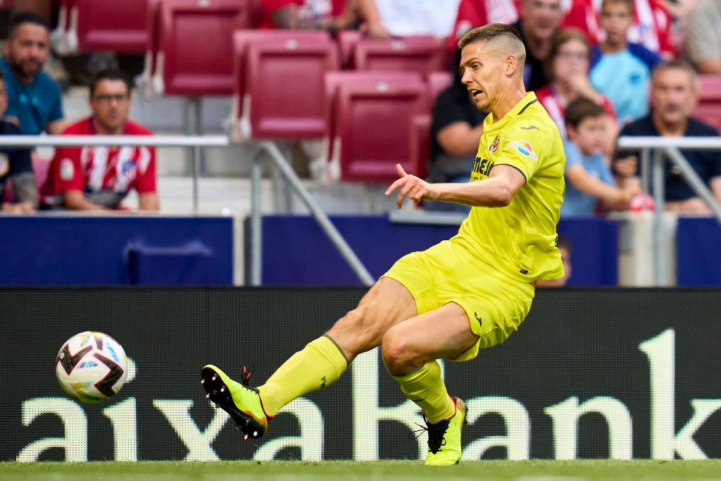 BARCELONA, SPAIN - NOVEMBER 09: Jorge Cuenca of Villarreal CF with the ball during the LaLiga Santander match between RCD Espanyol and Villarreal CF at RCDE Stadium on November 9, 2022 in Barcelona, Spain. (Photo by Pedro Salado/Quality Sport Images/Getty Images)