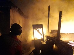 Warung hingga Uang Rp 80 Juta di Kuningan Dilahap si Jago Merah