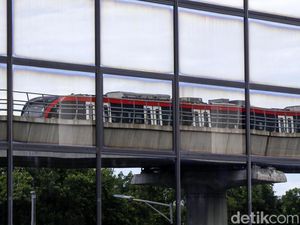Adhi Karya Sebut LRT Jabodebek Beroperasi Juni, BUMN-KAI Siap Juli