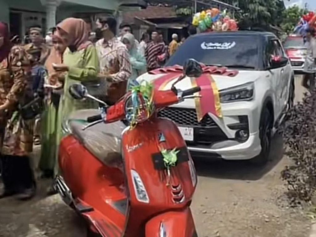Pernikahan di Jateng Viral Maharnya Mobil: Ora Toyota Ora Cinta