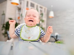 Makan di Resto Mewah, Ibu Ini Kesal Diganggu Tangisan Bayi