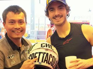 Penasaran Nggak Gaes, Berapa Sih Harga Helm Pembalap MotoGP? Penasaran Nggak Gaes, Berapa Sih Harga Helm Pembalap MotoGP?