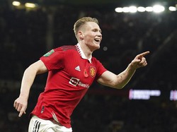 Jawaban Erik ten Hag soal Rumor MU Berburu Striker Baru