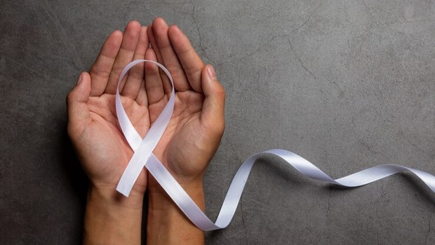 Pita putih, simbol anti kekerasan terhadap perempuan/Foto: Freepik.com/jcomp UNiTE, tema kampanye 16 hari anti kekerasan terhadap perempuan