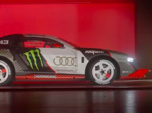 Ini Bukti Mobil Listrik juga Asyik Diajak Nge-drift! Ini Bukti Mobil Listrik juga Asyik Diajak Nge-drift!