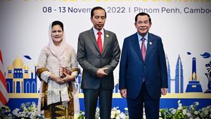 Sambutan Hangat PM Kamboja untuk Presiden Jokowi dan Iriana