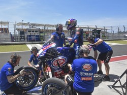 Hasil FP 1 dan FP 2 World Superbike Mandalika: Toprak Nyaris Sapu Bersih