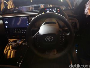 Dear Toyota, Jualan Mobil Listrik Murah Kayak Air ev Dong!