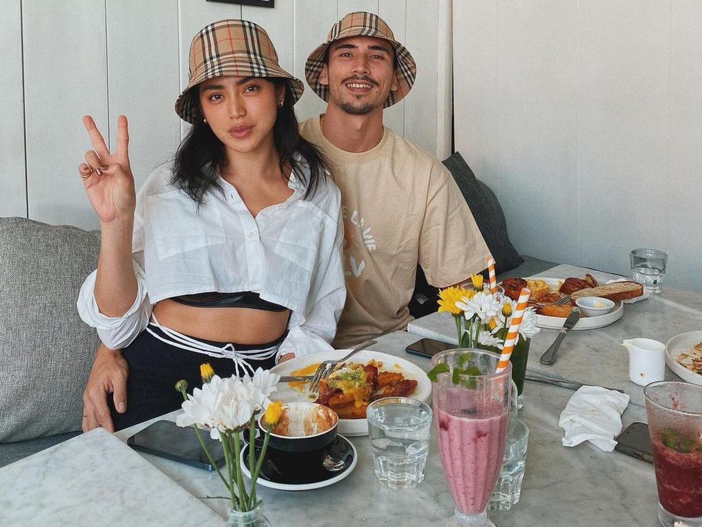 Gaya Kuliner Mewah Vincent Verhaag, Suami Jessica Iskandar Saat di Bali