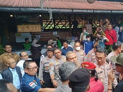 Detik-detik Desmond Digeruduk Kader PDIP di Purworejo