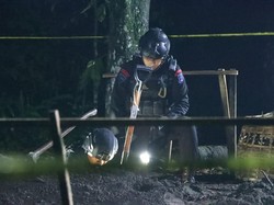 Polisi Amankan 26 Granat dari Pekarangan Rumah Warga Blitar