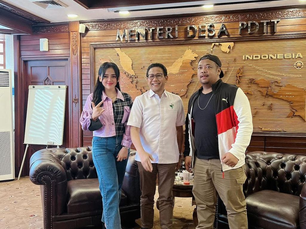 Rilis Single Baru, Abah Lala Gaet Clara Gopa Rilis Single Baru, Abah Lala Gaet Clara Gopa