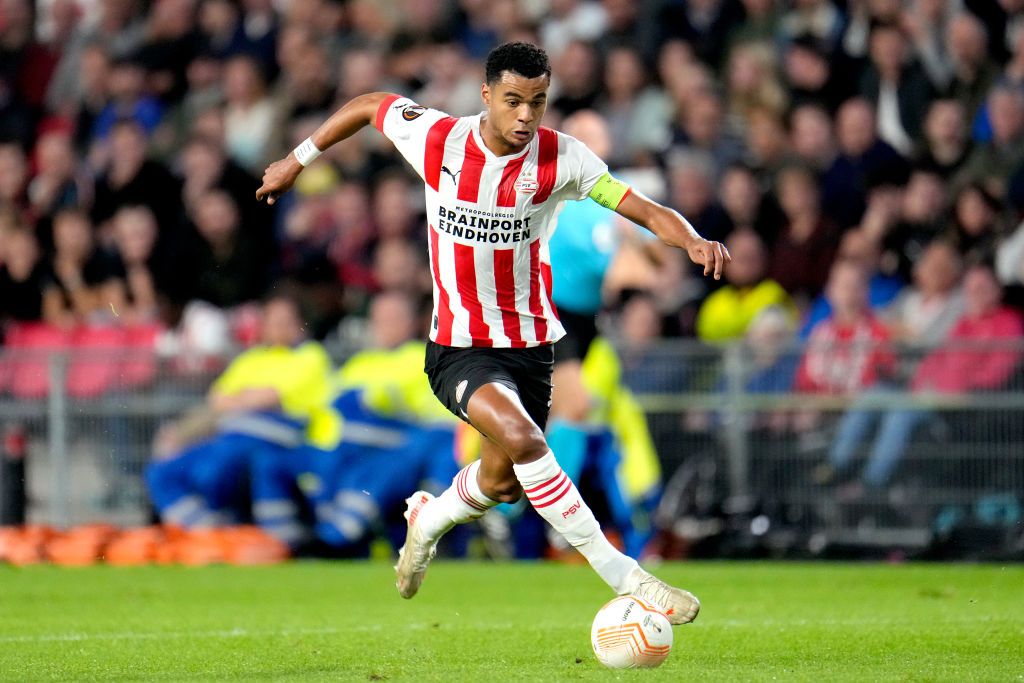 EINDHOVEN, NETHERLANDS - OCTOBER 16: Xavi Simons of PSV celebrates 4-1 with Cody Gakpo of PSV during the Dutch Eredivisie  match between PSV v FC Utrecht at the Philips Stadium on October 16, 2022 in Eindhoven Netherlands (Photo by Photo Prestige/Soccrates/Getty Images)