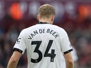 Penyebab Donny van de Beek Flop di Manchester United Penyebab Donny van de Beek Flop di Manchester United