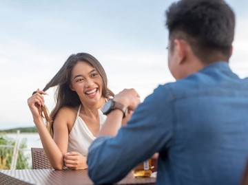 30 Pertanyaan Romantis untuk Pacar Agar Kamu Tahu Isi Hatinya