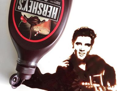 Keren! Lukisan 10 Seleb Ternama Ini Dibuat Memakai Kopi hingga Sereal