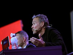 Jawaban Sinis Enrique Saat Ditanya Yakin Nggak Sama Skuad Spanyol