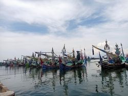 Dilarang ke Perairan Nusa Dua, Nelayan Jembrana Melaut ke Arah Tabanan